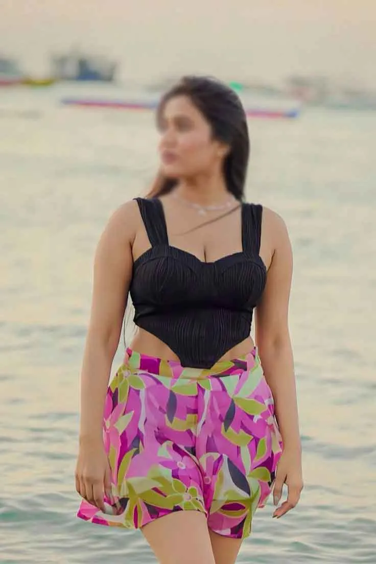 Stunning Ranchi call girl for incall service